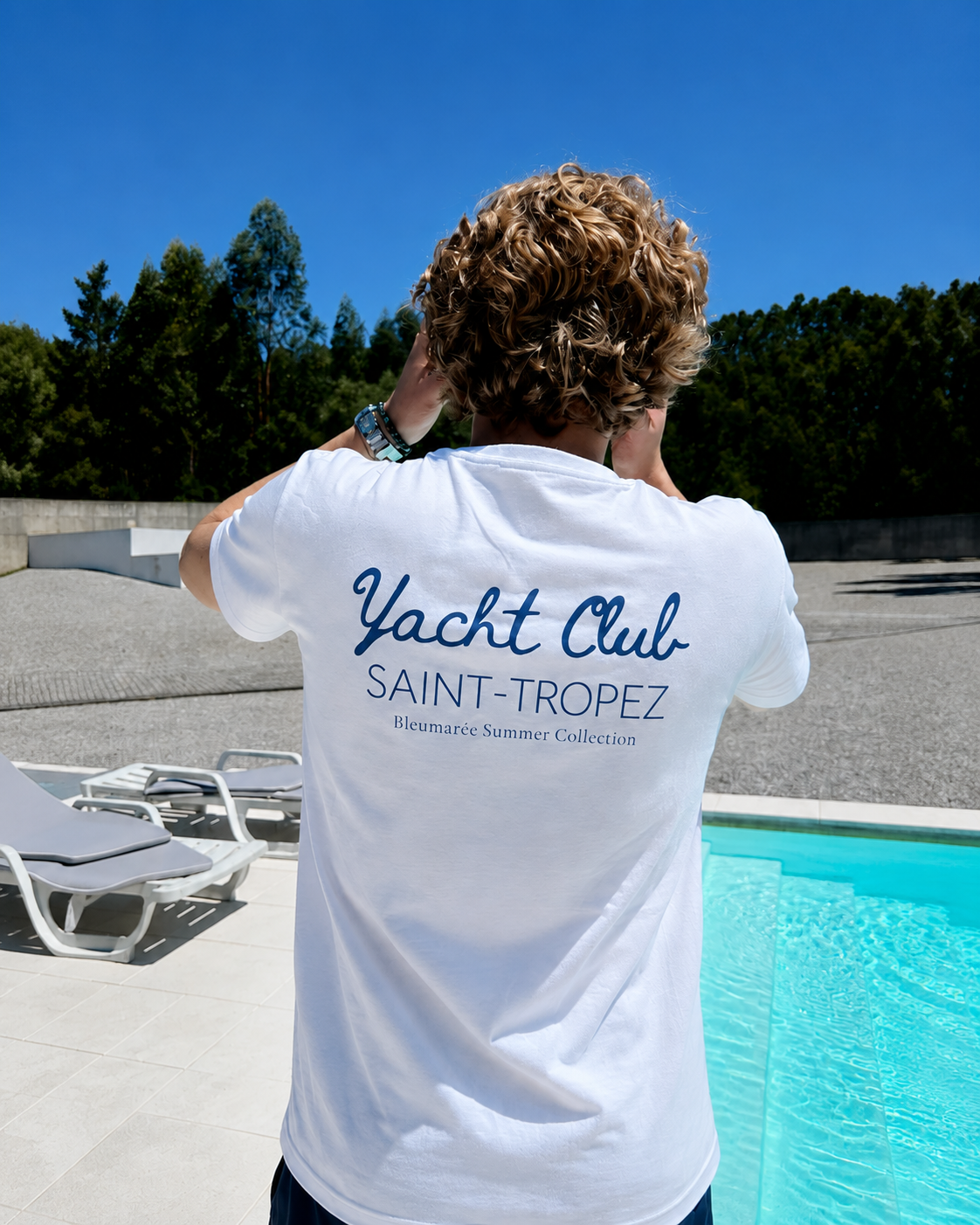 Yacht Club - Modelo